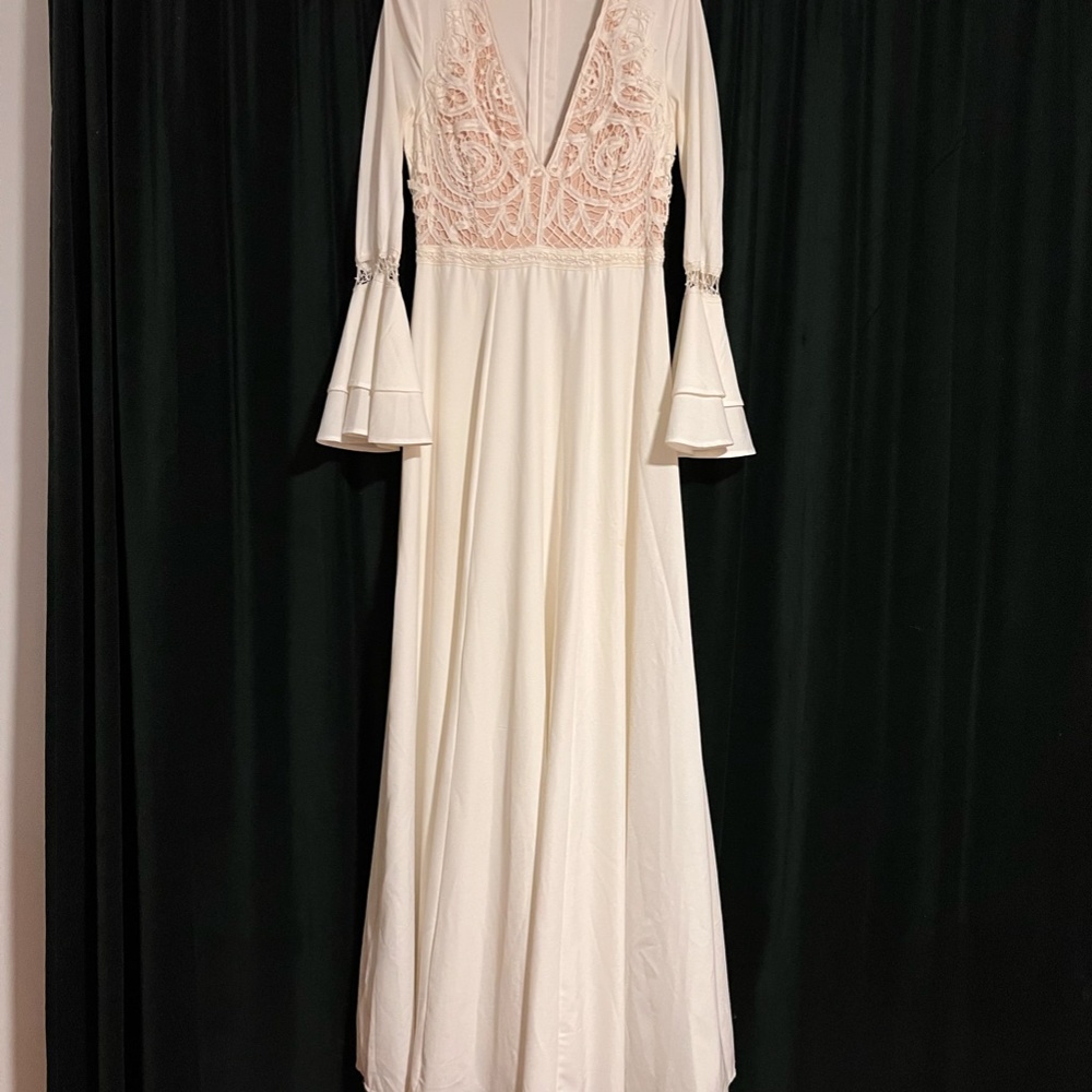 Boho bride wedding dress- worn once!